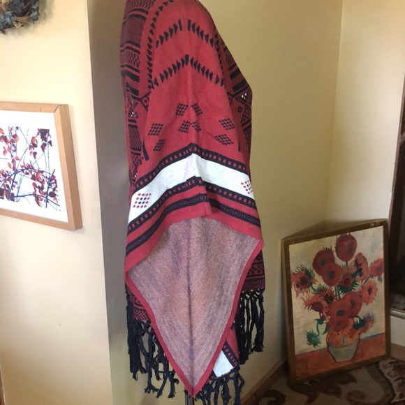 TASSO ELBA Collection Size OSFA
Poncho 100% Cotton Overhead V-Neck $119 NEW - Picture 6 of 16
